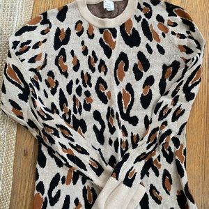 A New Day leopard crew neck sweater